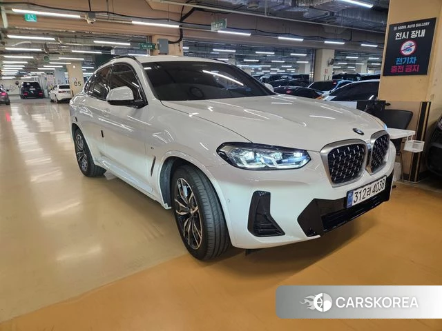 BMW X4 (G02) 2025 Белый из Кореи