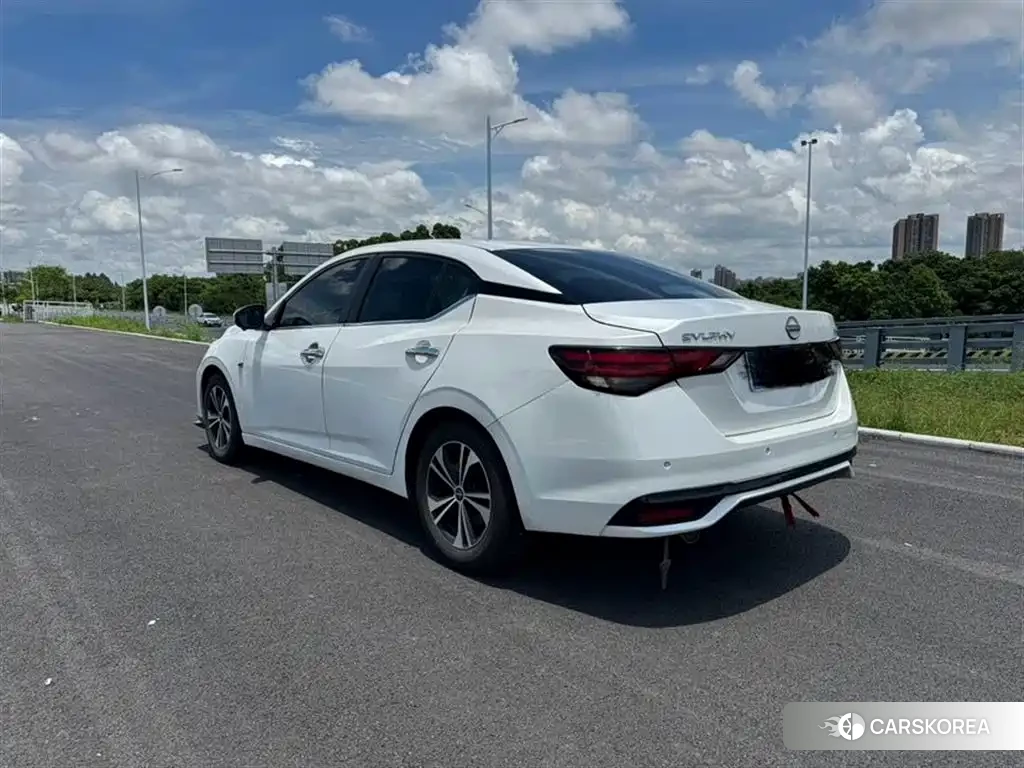 Nissan Sylphy 2025 Белый из Китая