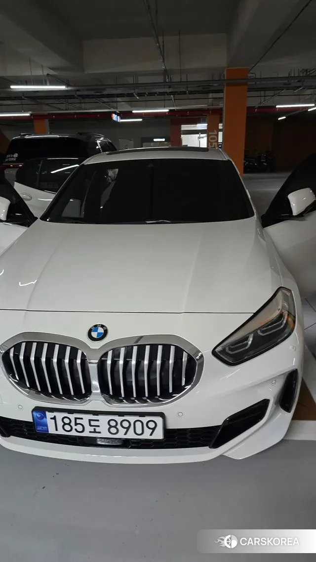 BMW 1 Series (F40) 2023 Белый из Кореи