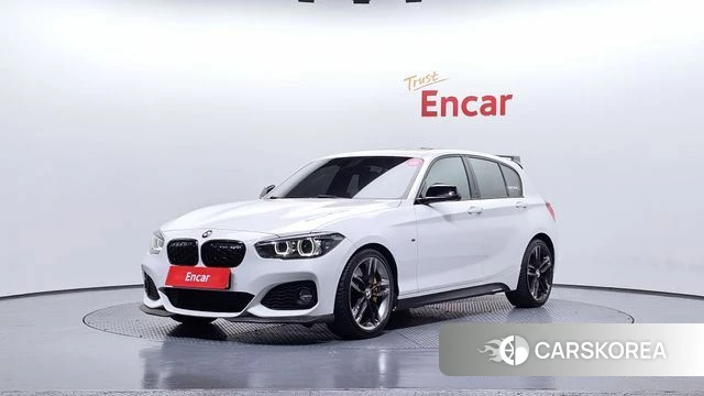 BMW 1 Series (F20) 2018 Белый из Кореи