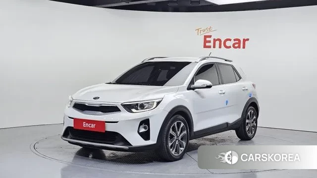 Kia Stonic 2018 Белый из Кореи
