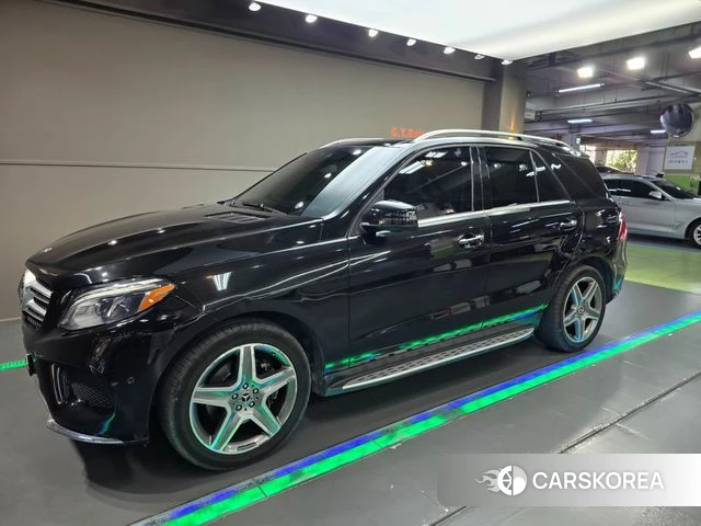 Mercedes-Benz GLE - Class W166 2018 Черный из Кореи