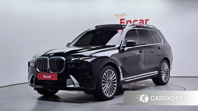 BMW X7 (G07) 2024 Черный из Кореи