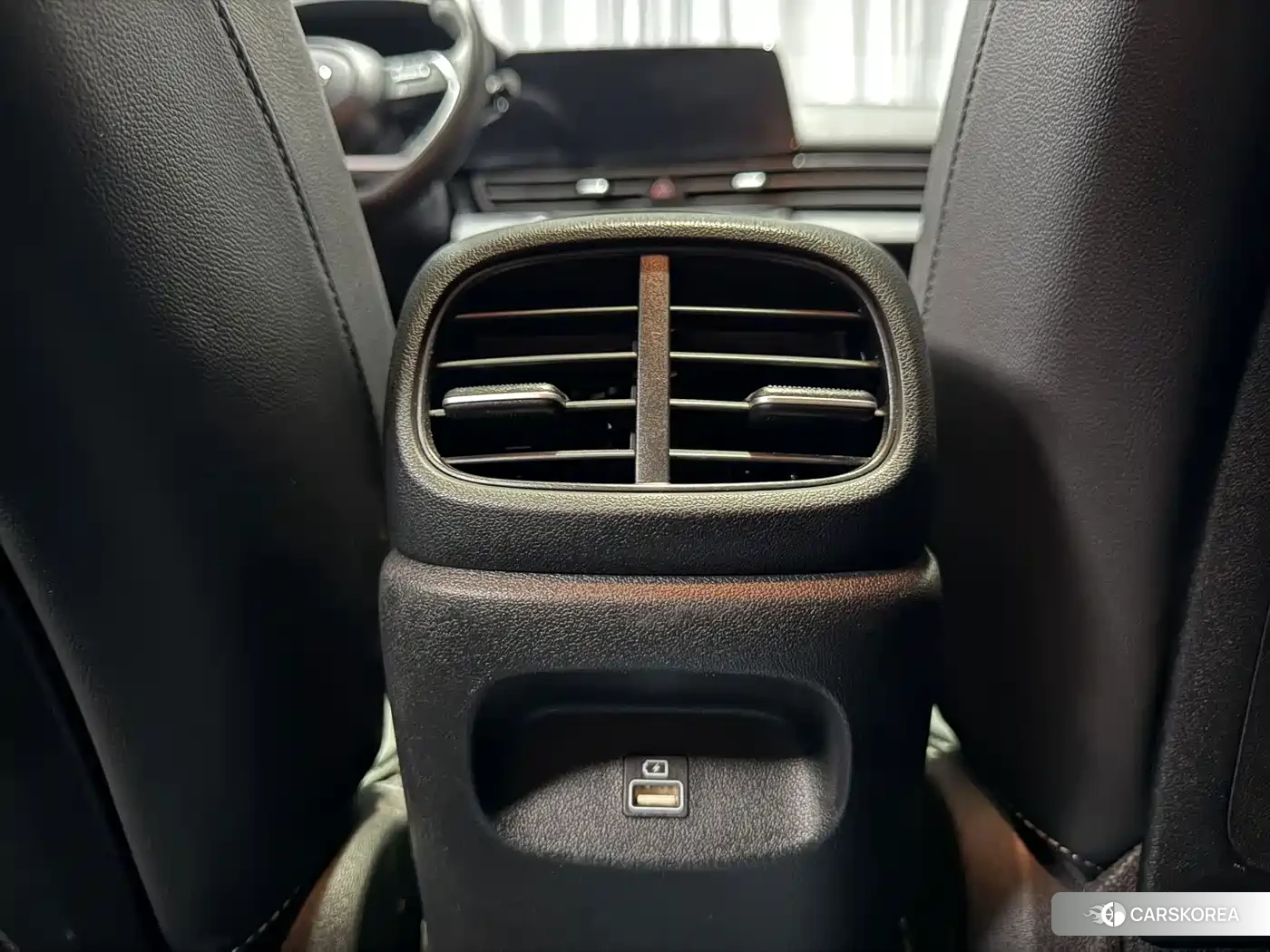 Hyundai Elantra 2023 Белый из Китая
