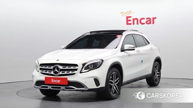 Mercedes-Benz GLA-Class X156 2018 Белый из Кореи