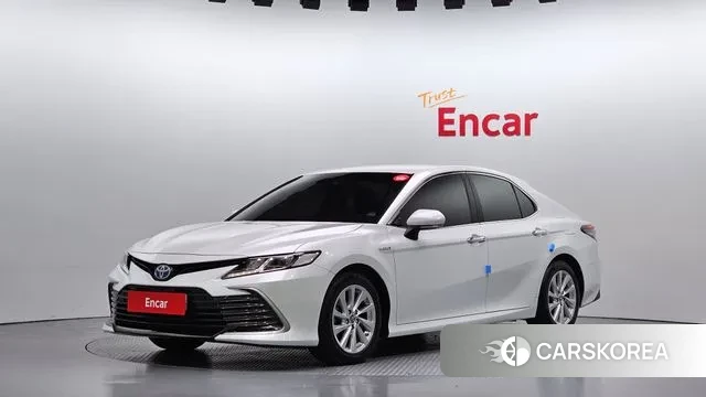 Toyota Camry (XV70) 2022 Белый из Кореи