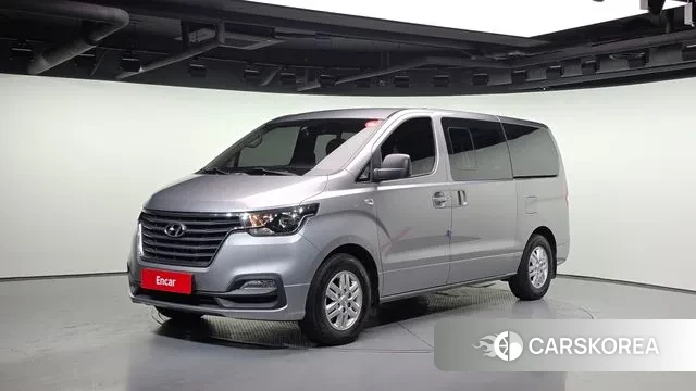 Hyundai The New Grand Starex 2019 Серебристо-серый из Кореи