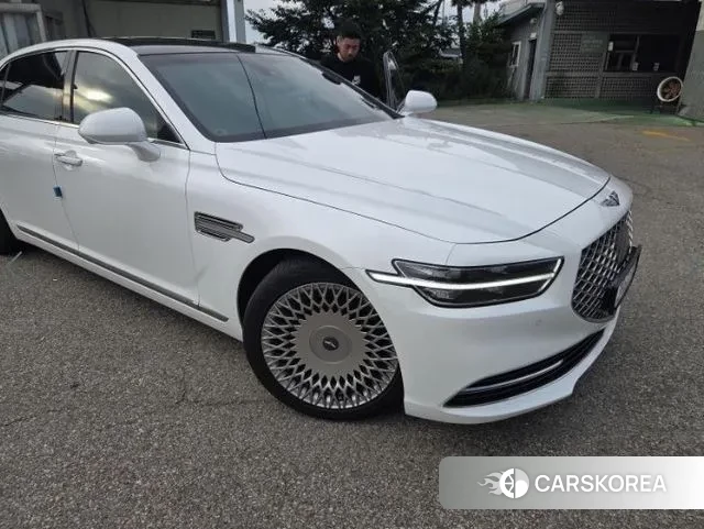 Genesis G90 2019 Белый из Кореи