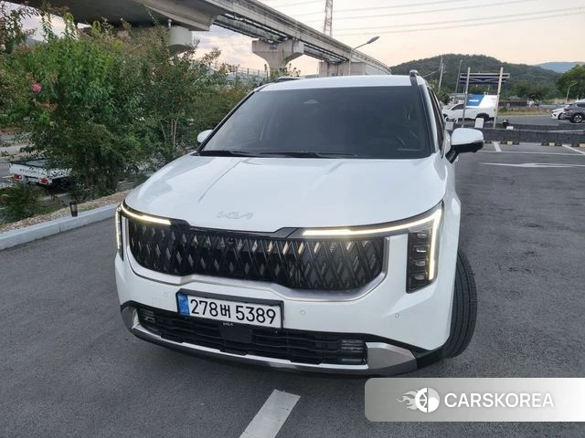 Kia The New Carnival 4th Generation 2025 Белый из Кореи