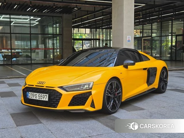Audi R8 (4S) 2021 Серебристо-серый из Кореи