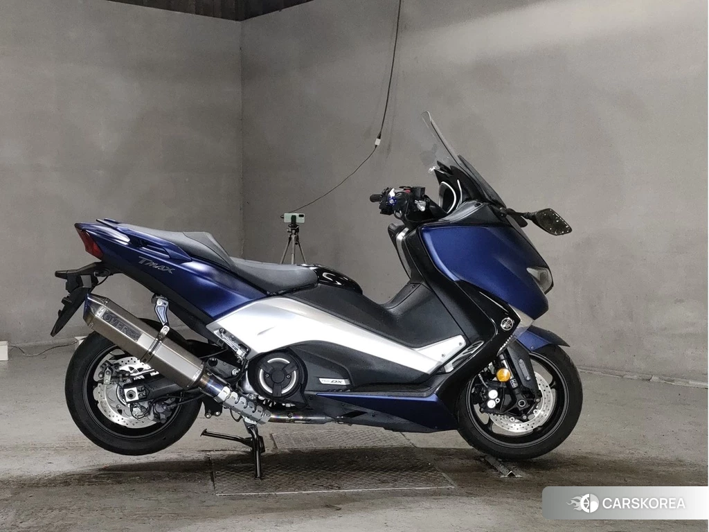 Проданный Yamaha T-MAX 530 DX 2017 из Японии