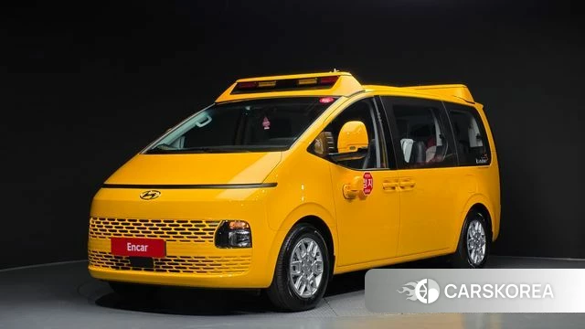 Hyundai Staria 2022 Желтый из Кореи