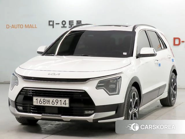 Kia Di Ol Nu Niro 2023 Белый из Кореи