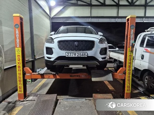 Jaguar E-PACE 2019 Белый из Кореи