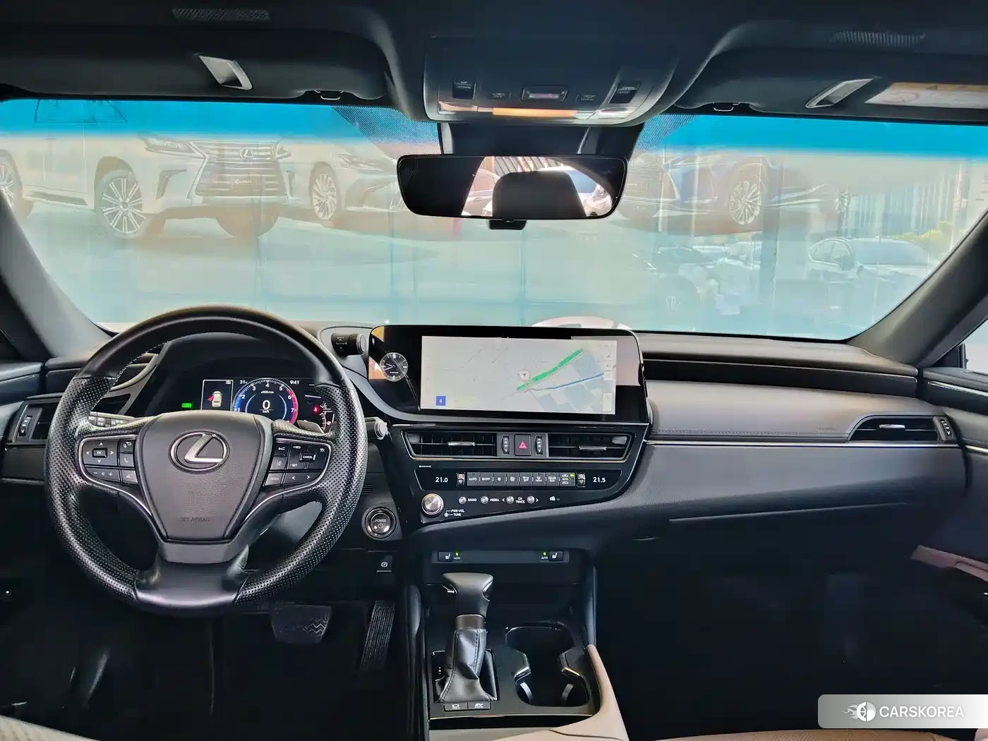 Lexus ES 2024 Silver/gray из Китая