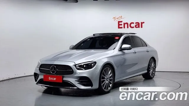 Mercedes-Benz E-Class W213 2022 Серебристо-серый из Кореи