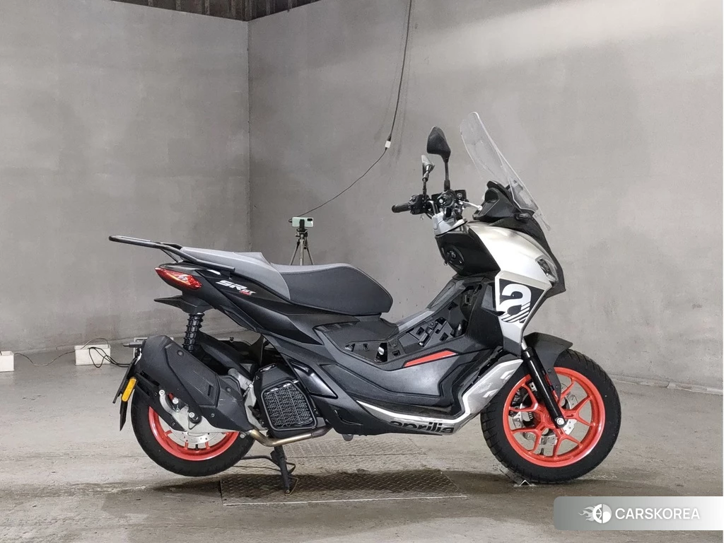 Проданный Aprilia SR GT200 2022 из Японии