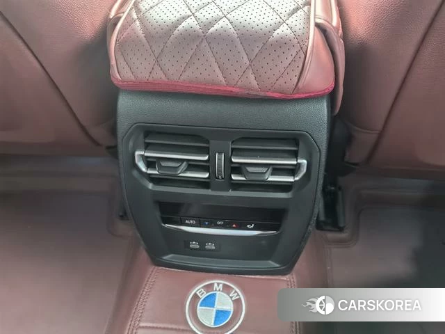 BMW 3 series 2024 Белый из Китая