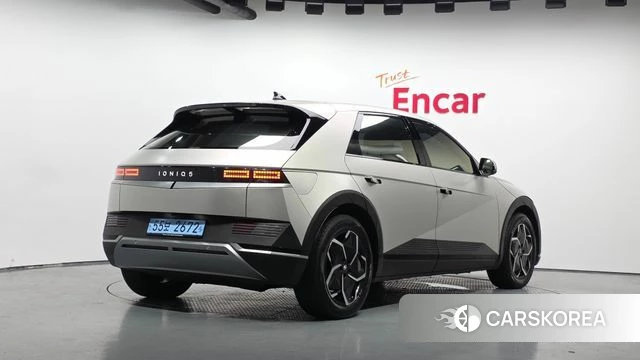 Hyundai Ionic 5 2021 Серебристо-серый из Кореи