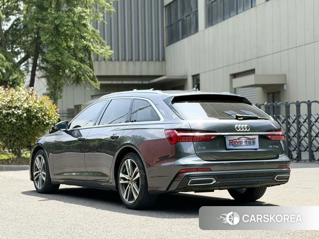 Audi A6 (import) 2021 Темно-серый из Китая