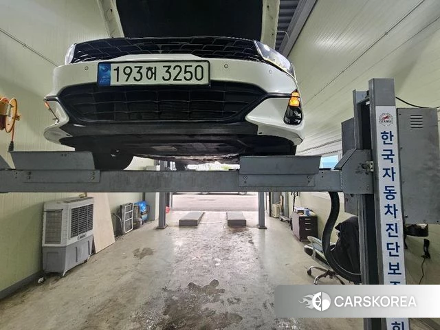 Kia K5 3rd generation 2022 Белый из Кореи