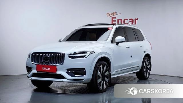 Volvo XC90 second Generation 2024 Белый из Кореи