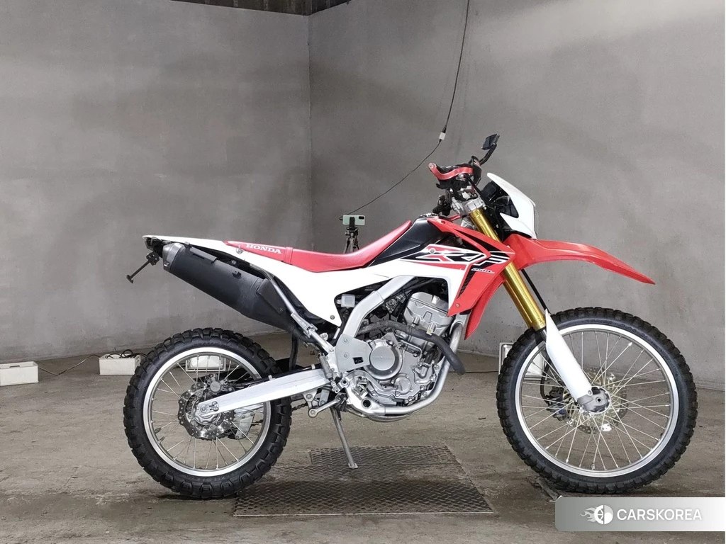 Проданный Honda CRF250L 2017 из Японии