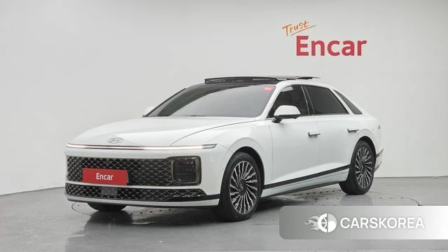 Hyundai Grandeur Hybrid (GN7) 2023 Белый из Кореи