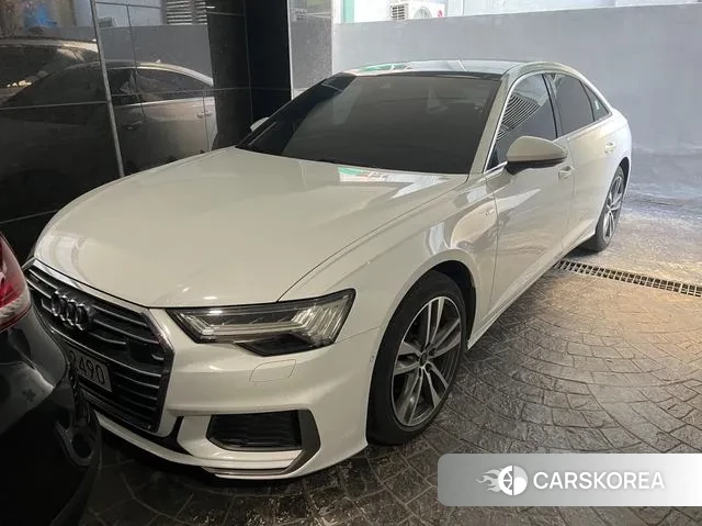 Audi A6 (C8) 2023 Белый из Кореи