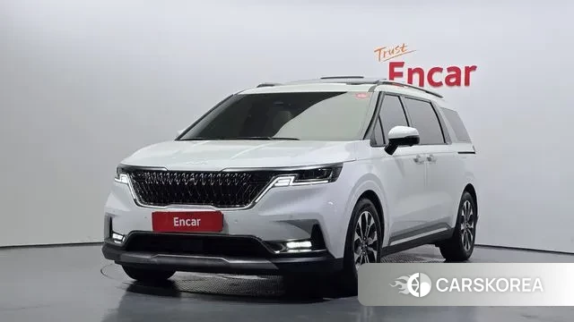 Kia Carnival 4th generation 2023 Белый из Кореи