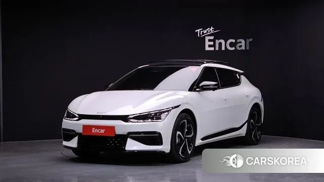 Kia EV6 2023 Белый из Кореи