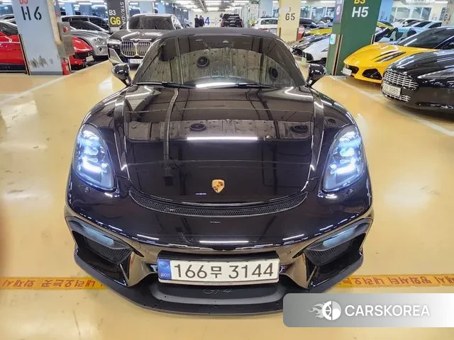 Porsche 718 Boxster 2018 Черный из Кореи