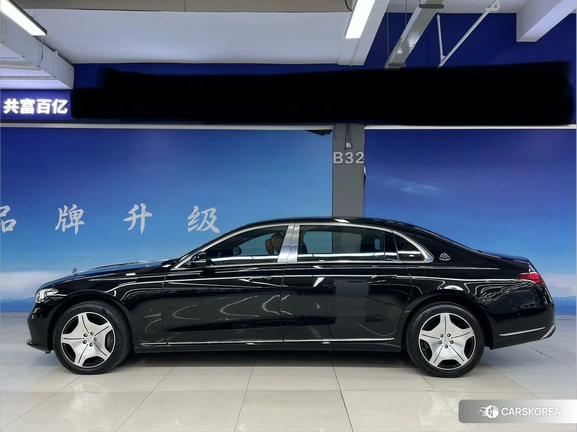 Mercedes-Benz Maybach S-class 2024 Черный из Китая