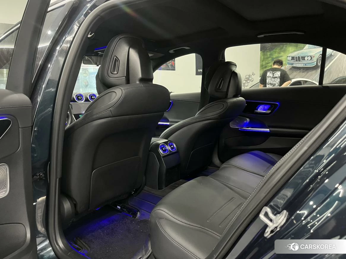 Mercedes-Benz Class C 2024 Зеленый из Китая