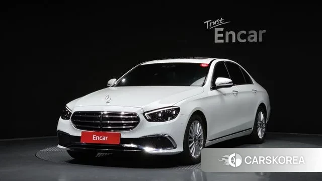 Mercedes-Benz E-Class W213 2021 Белый из Кореи