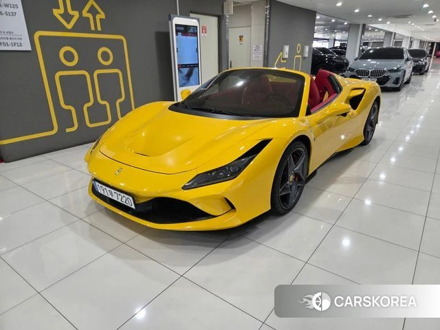 Ferrari F8 Spider 2022 Желтый из Кореи