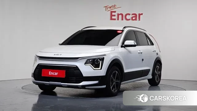 Kia Di Ol Nu Niro 2022 Белый из Кореи