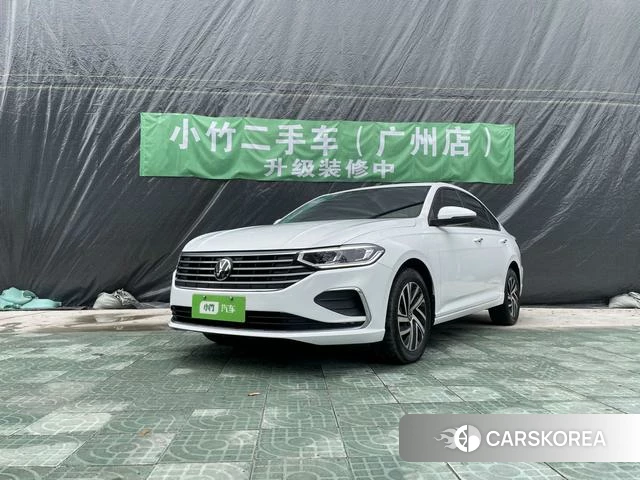 Volkswagen Lavida 2022 Белый из Китая