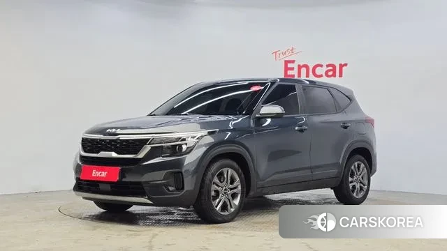 Kia Seltos 2022 Серый из Кореи