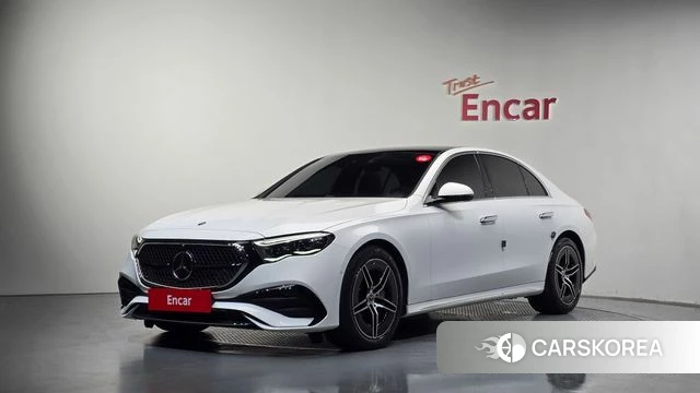 Mercedes-Benz E-Class W214 2026 Белый из Кореи