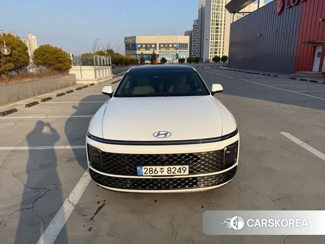 Hyundai Grandeur Hybrid (GN7) 2023 Белый из Кореи