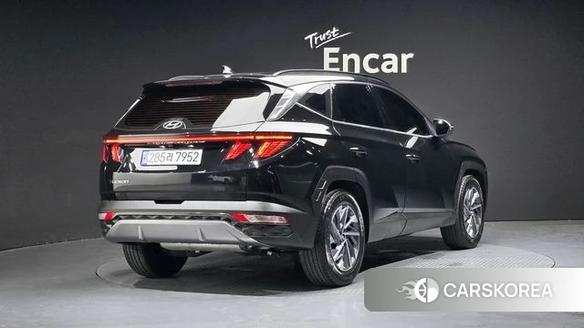 Hyundai Tucson Hybrid (NX4) 2021 Черный из Кореи