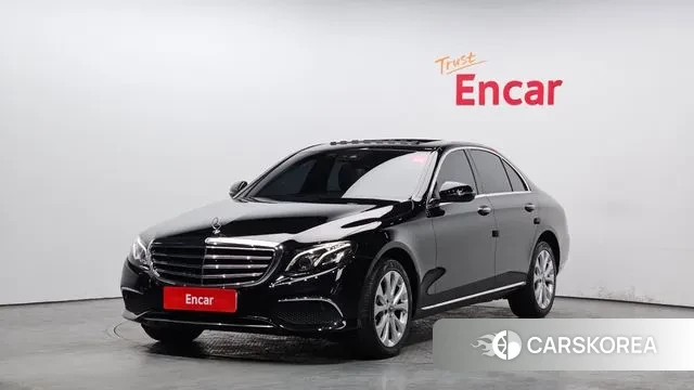 Mercedes-Benz E-Class W213 2019 Черный из Кореи
