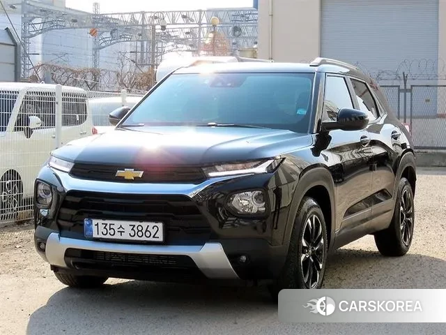 Chevrolet (GM Daewoo) Trailblazer 2021 Черный из Кореи