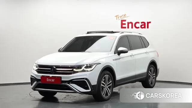 Volkswagen Tiguan Allspace 2024 Белый из Кореи
