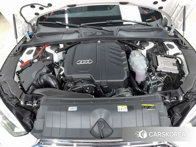 Audi A5 2024 Белый из Китая