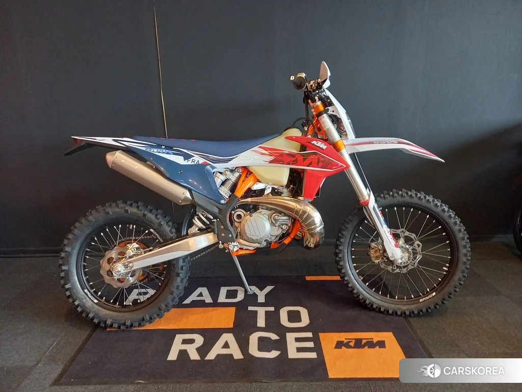 Проданный KTM 250EXC SIXDAYS TPI 2023 из Японии