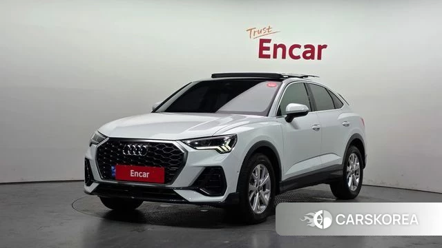 Audi Q3 (F3) 2023 Белый из Кореи