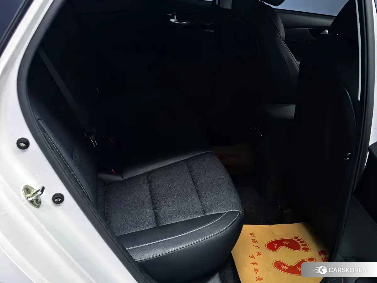 Kia K3 2022 Белый из Китая