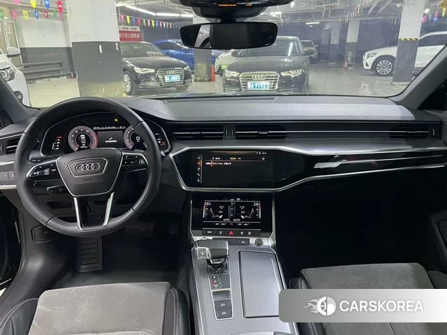 Audi A6L 2020 Черный из Китая